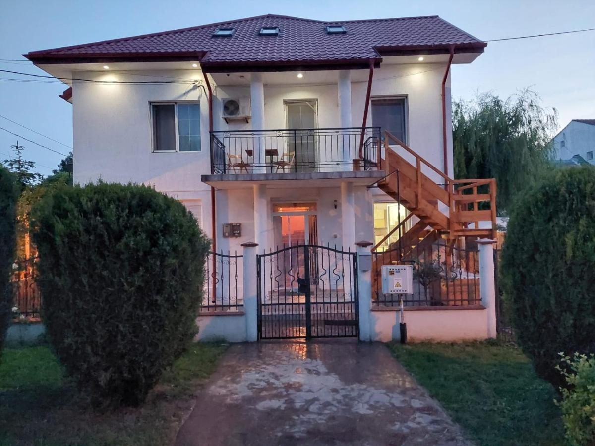 南埃福列Casa Doros公寓 外观 照片